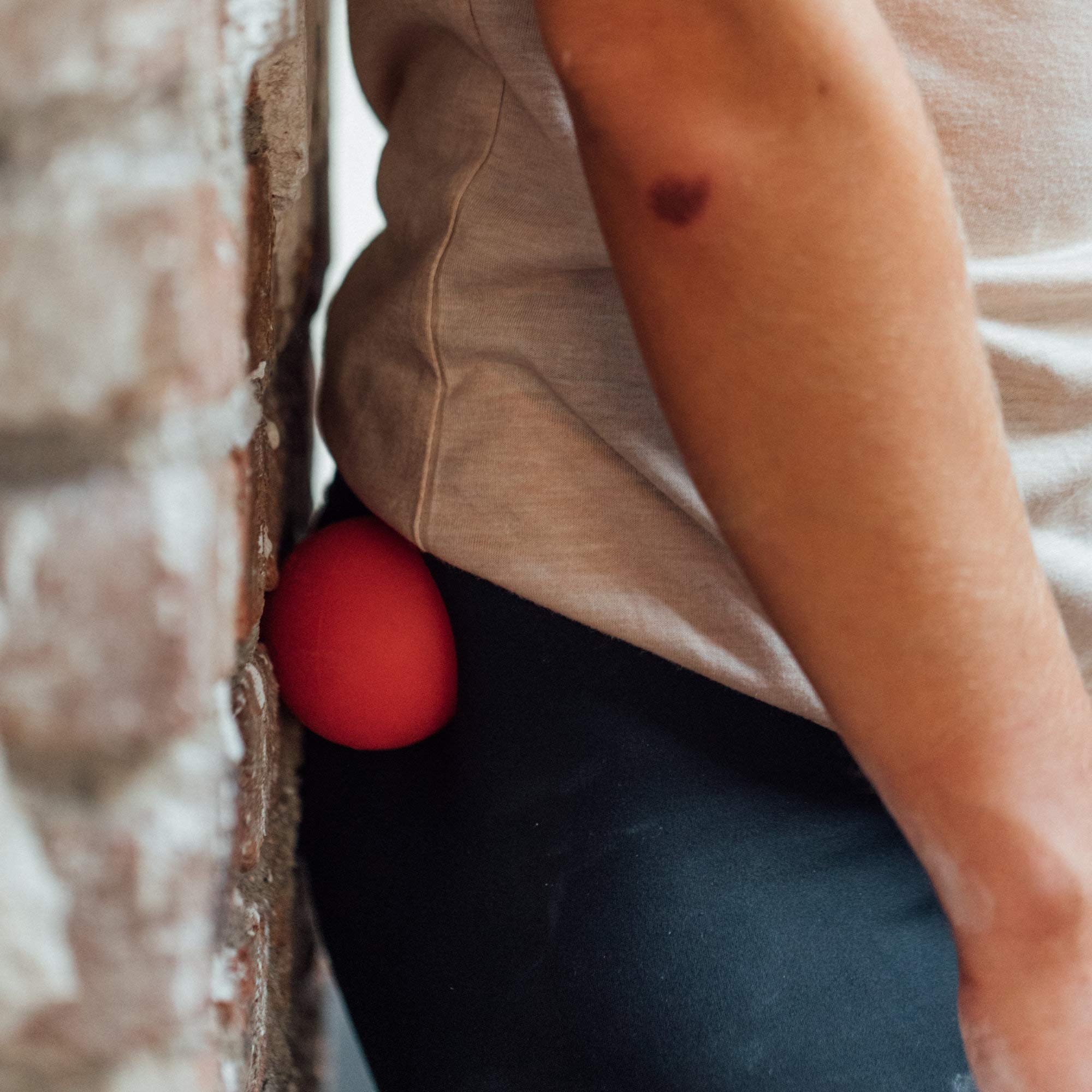 PICSIL Lacrosse Ball for Men & Women - Massage Ball for Pilates, After Training or Rehabilitation - Image 5